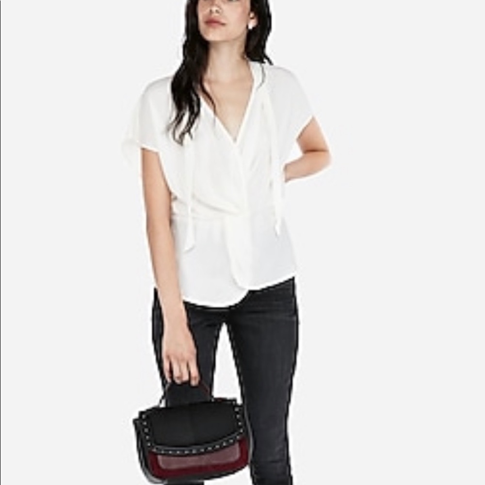 NWT Express Twist Front Tie Neck Blouse